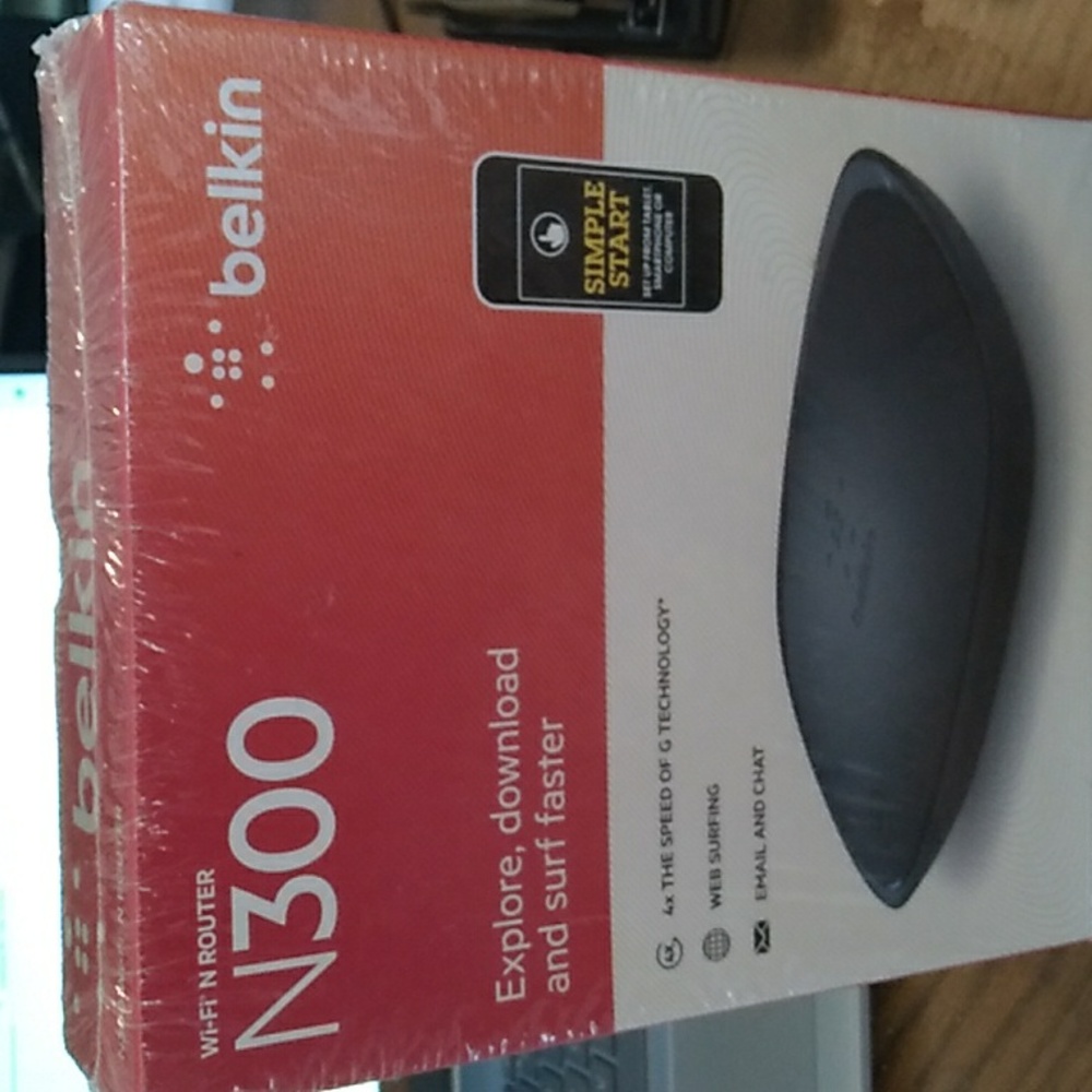 NIB Belkin N300 Router (SKU 141)
